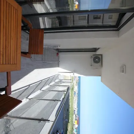 Appartement Tzuka Andreea Năvodari